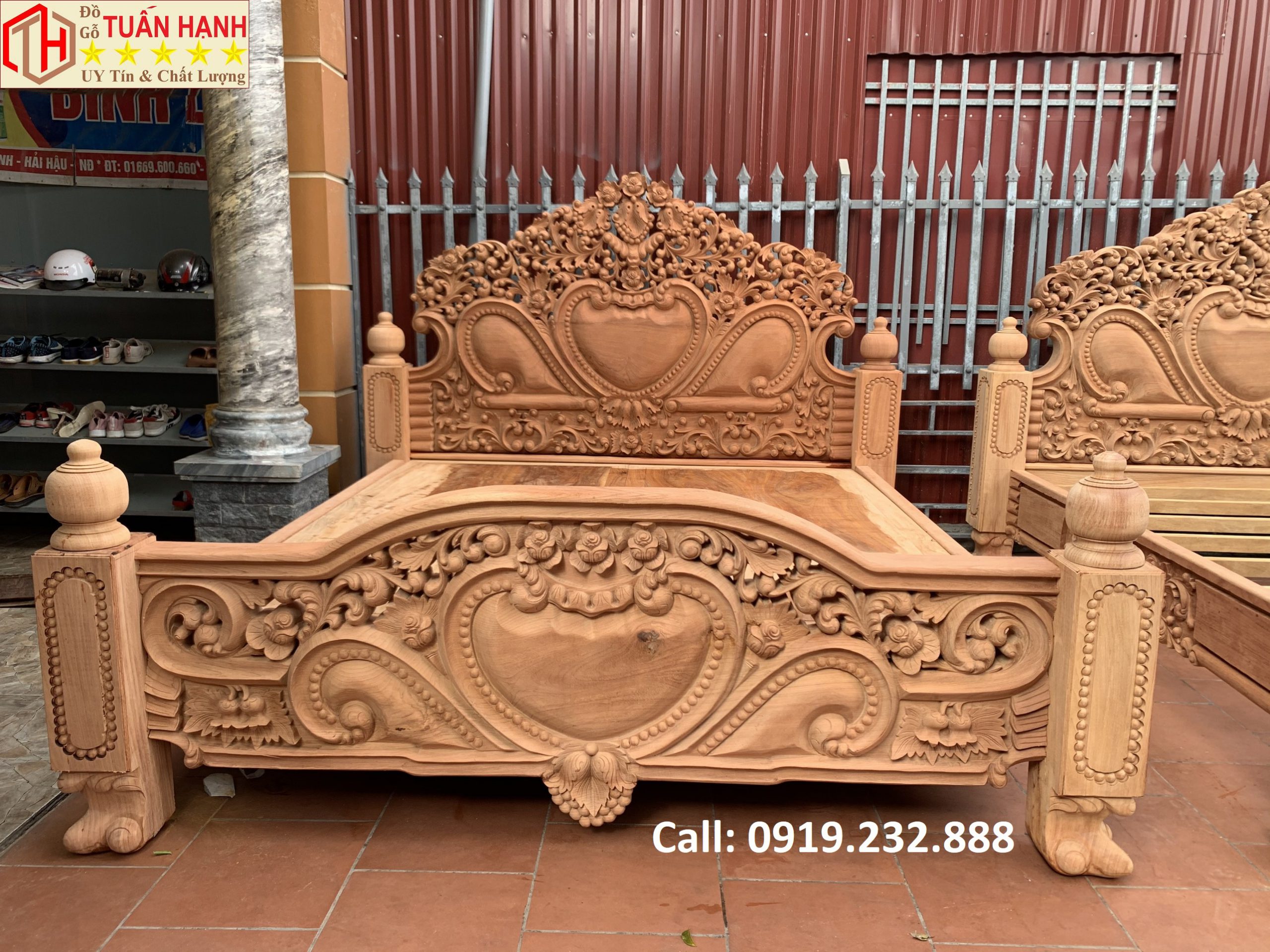 giường sofa hoàng gia