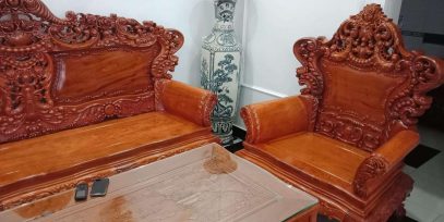 Sofa Hoàng Gia Tay Đặc